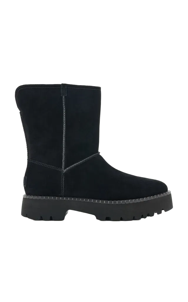 Uptowner Short Sheepskin Boots