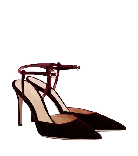 Velvet pumps