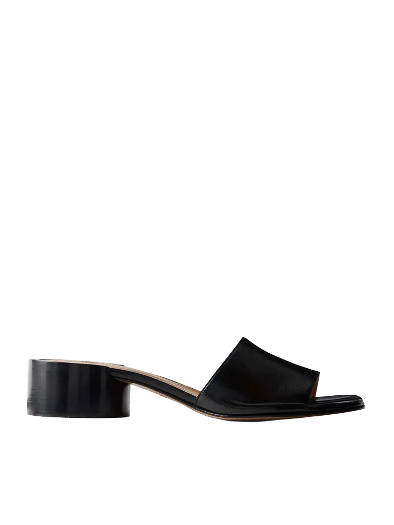 Tabi 30 leather sandals