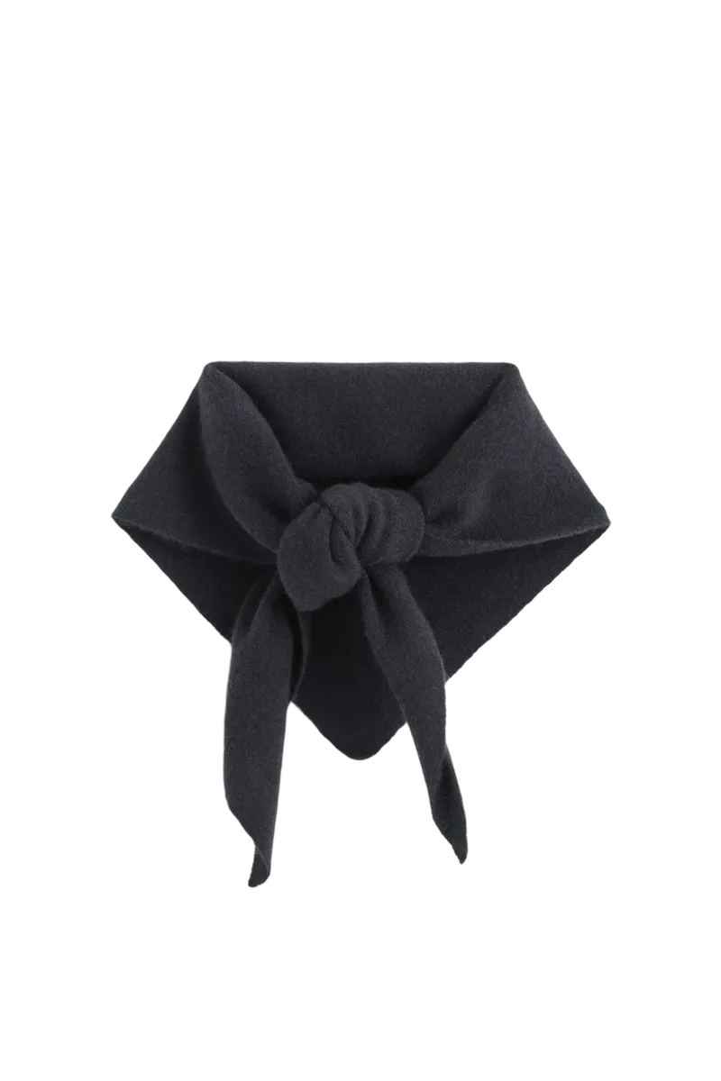 PURE CASHMERE TRIANGLE SCARF
