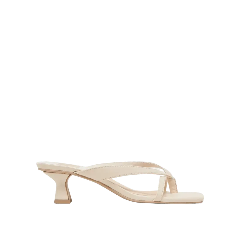 Brevel Wide Heels Bone Leather