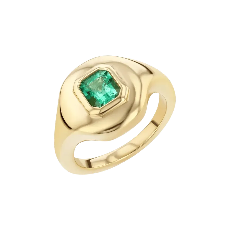 Muzo Emerald Ripple Ring