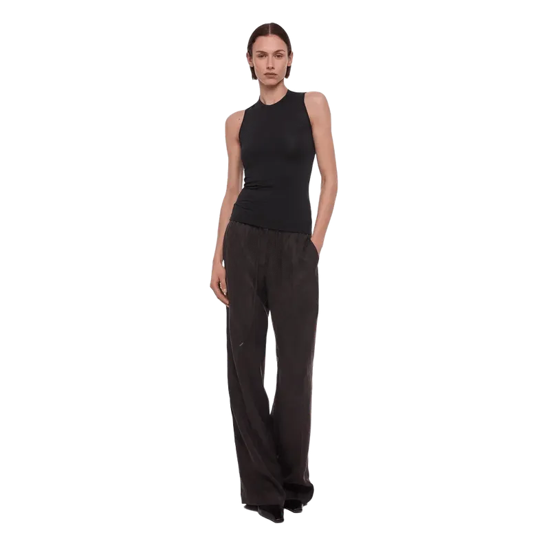Asymmetric Cutout Tank