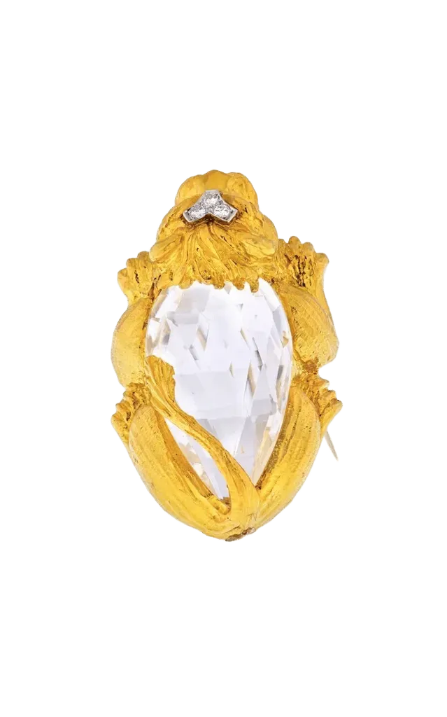 David Webb 18K Yellow Gold Rock Crystal Lion Brooch Pendant