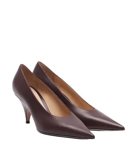Leather pumps