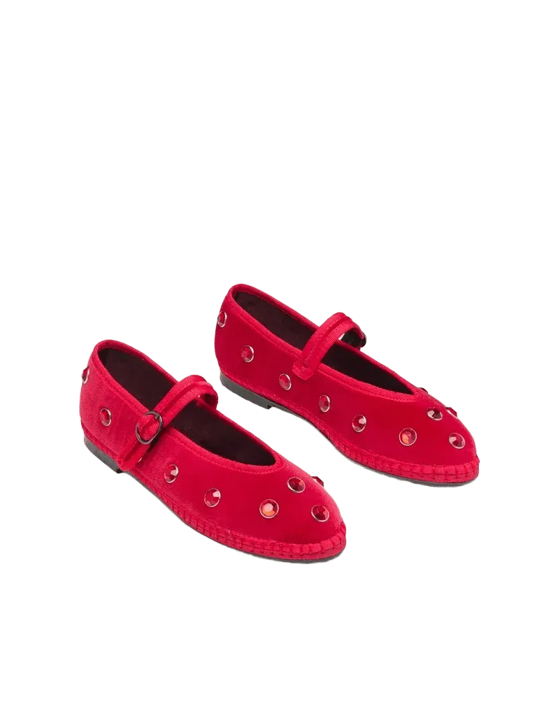 Mae Cristal Red