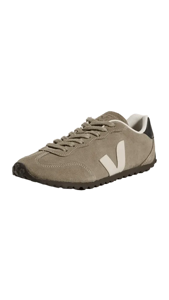 GT Sneakers