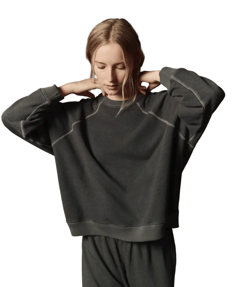 The Rehearsal Sweatshirt. -- Flat Charcoal