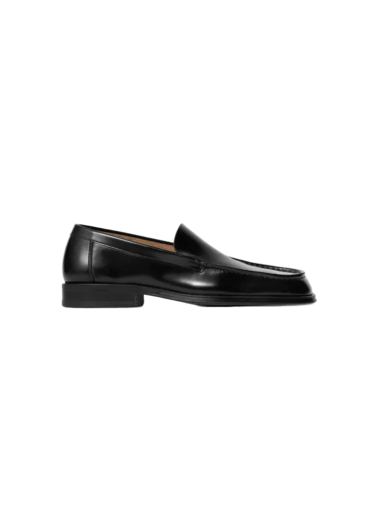 LOAFER IN LEATHER