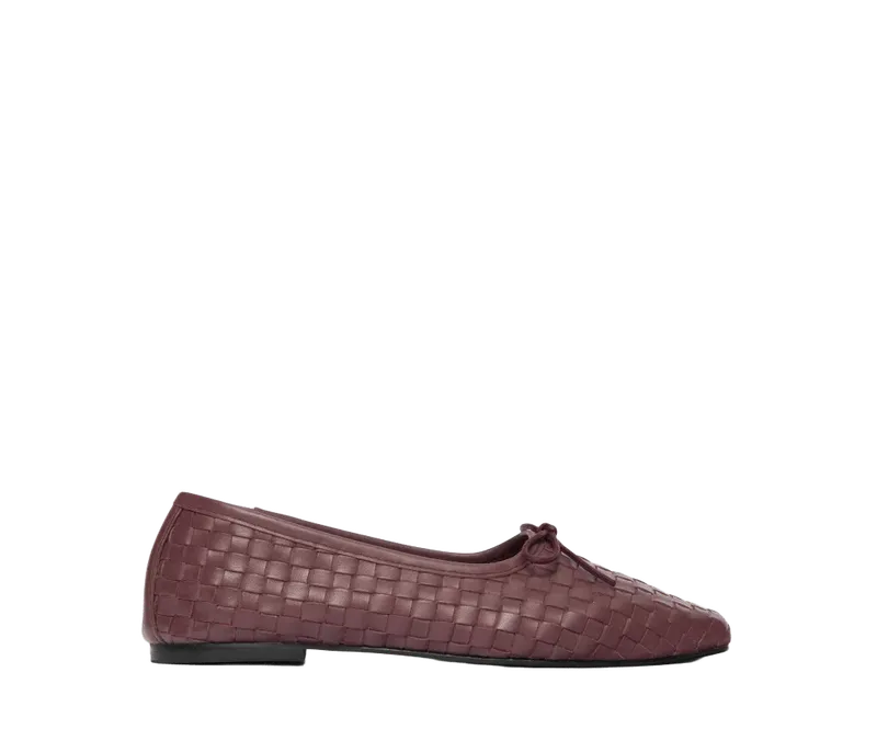 JADA SQUARE TOE BALLET FLAT