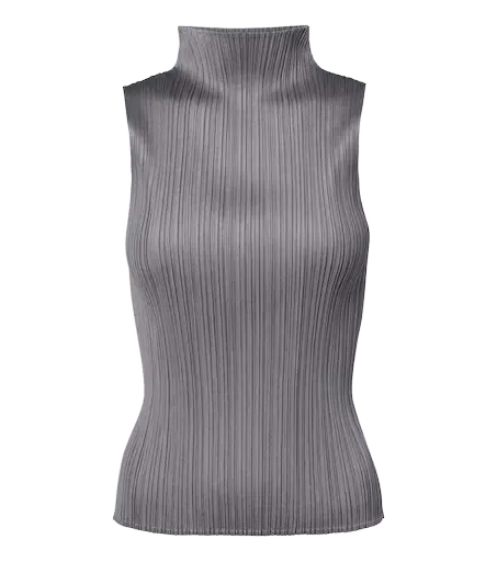 Basics pleated top