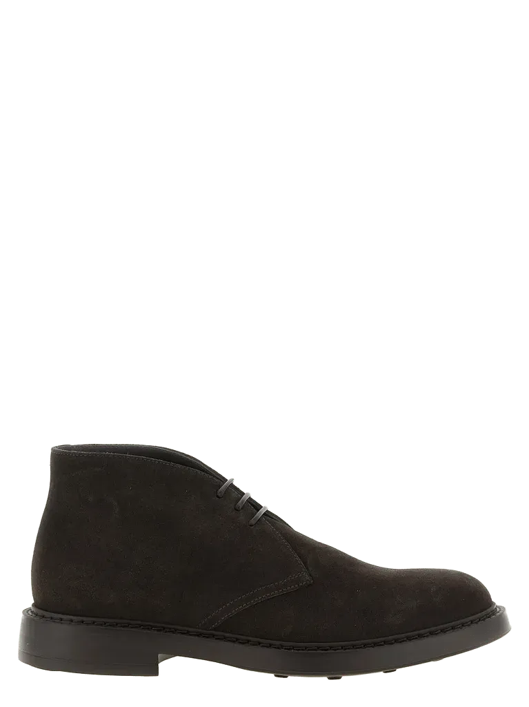 Doucal's Suede Chukka Boot — Black