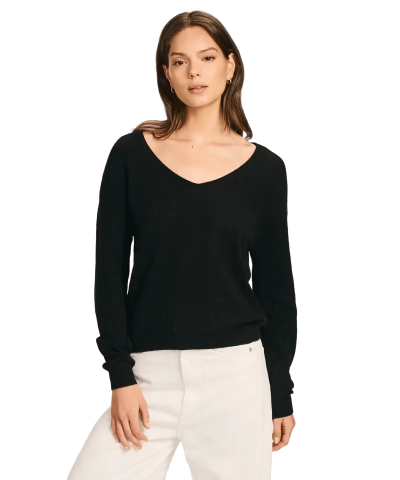 Lightweight Cashmere V-Neck Sweater