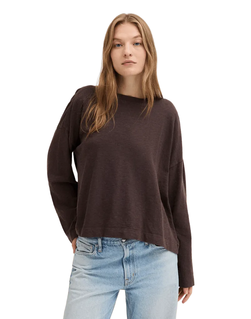 Easy Crewneck Long-Sleeve Tee in Sunday Slub