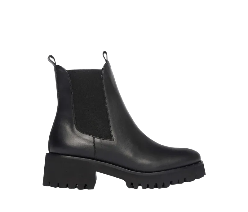 BROOKE RAIN RESISTANT BOOT