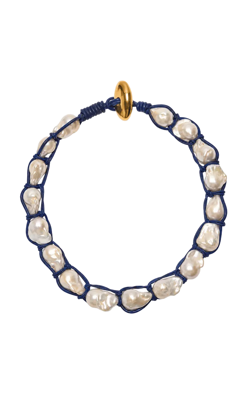 Catch Collar In Baroque Pearl
