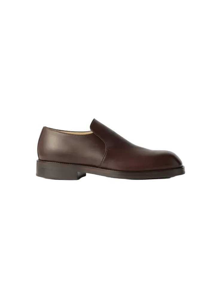 FORMAL SLIP ON IN SHINY VEGETABLE LEATHER