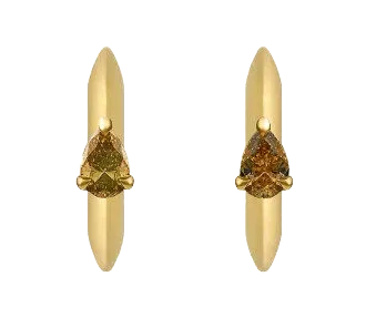 Natural Color Pear Huggie
