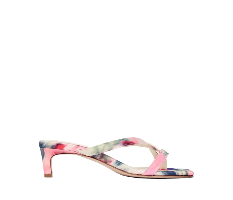 ELAINE HEEL