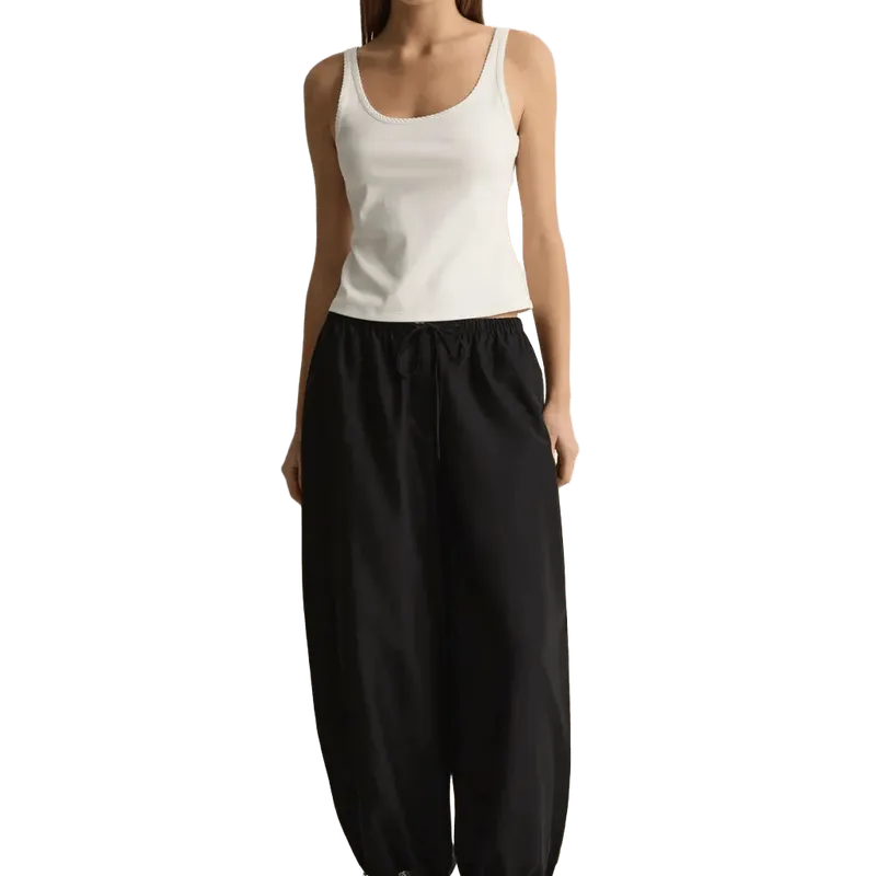 Estelle Pant