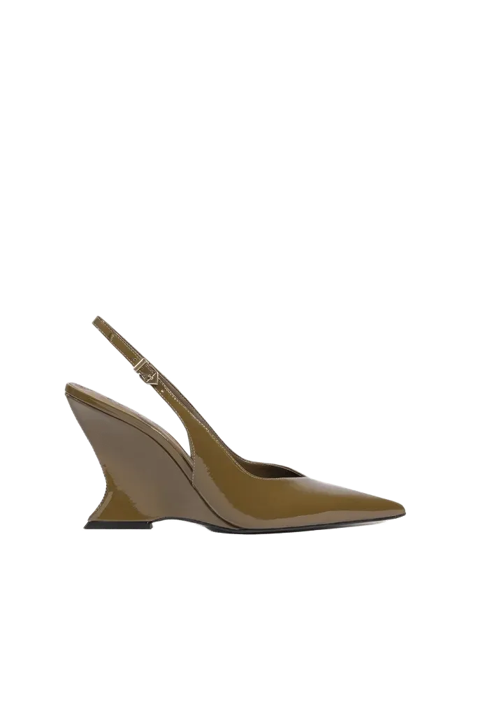 Siena Buckle Patent Leather Pump