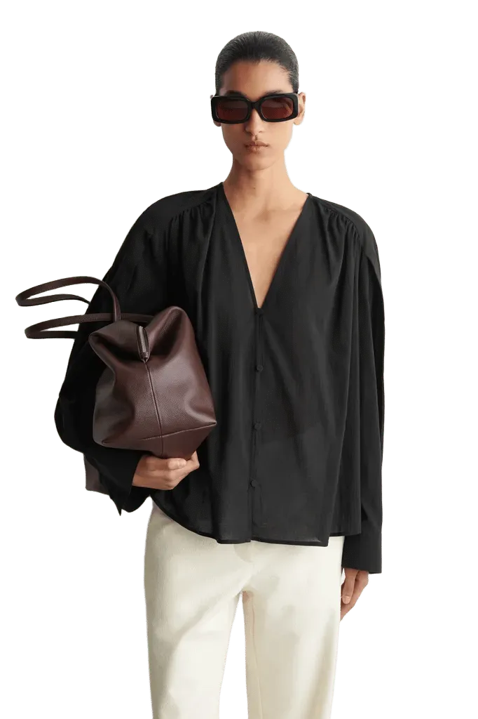 GATHERED LIGHTWEIGHT COTTON V-NECK SHIRT